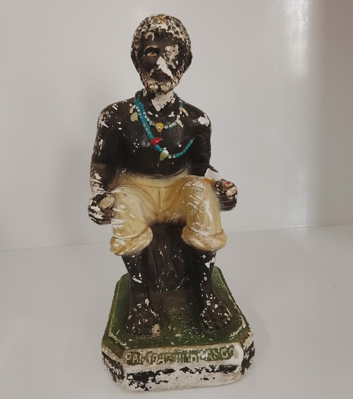 Leia mais sobre o artigo Preto Velho – Pai Joaquim d’Angola